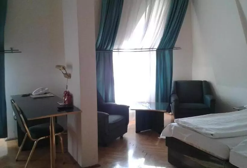 Fotos del hotel Bara Budapest:  23