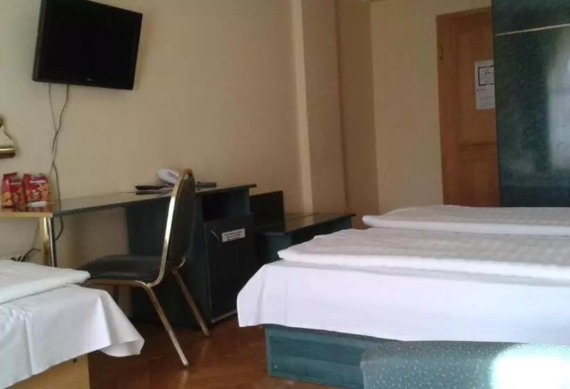 Fotos del hotel Bara Budapest:  13