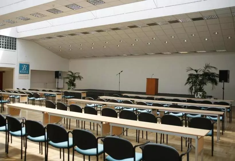 Fotos del hotel Bara Budapest:  4