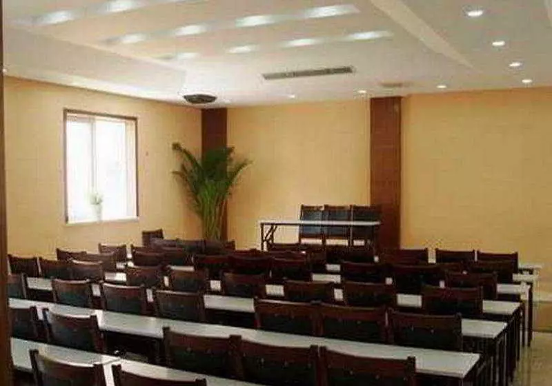 Fotos del hotel Gold Lampstand Garden Holiday:  2