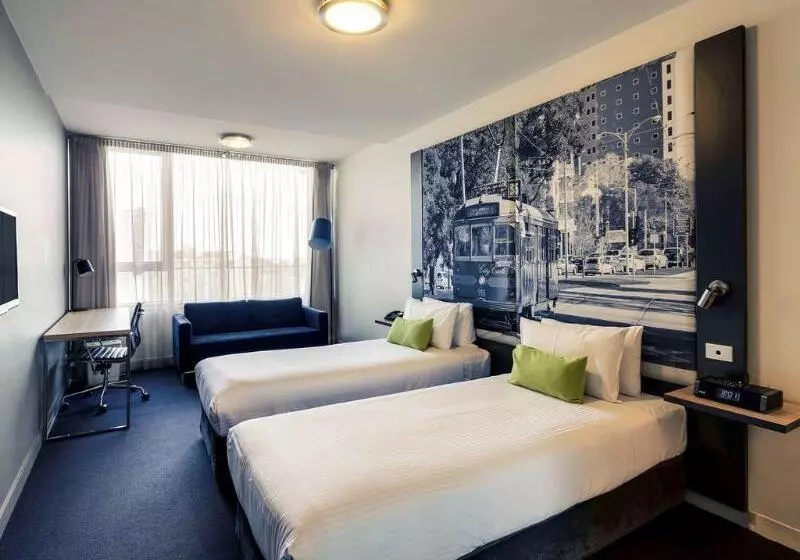 Mercure Melbourne Therry Street
