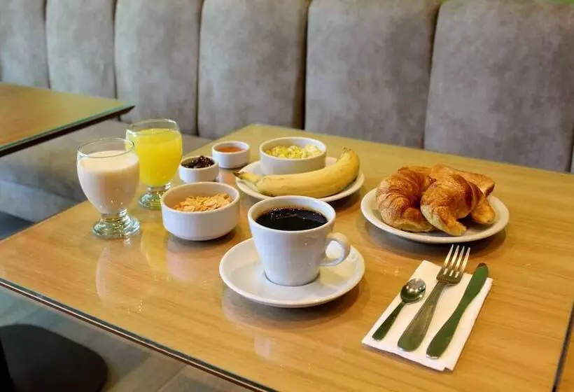 Fotos del hotel Soltigua Apart Hotel Mendoza:  6