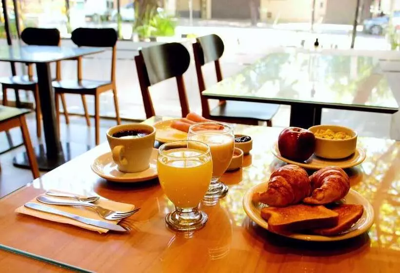 Fotos del hotel Soltigua Apart Hotel Mendoza:  15