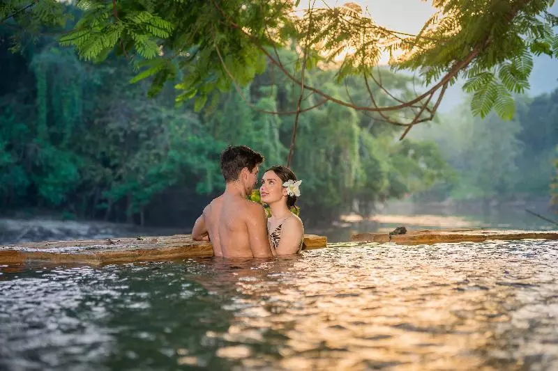 Hintok River Camp  Sha Extra Plus