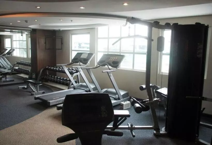 Fotos del hotel Makati Crown Regency:  4