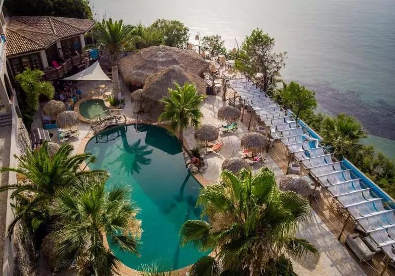 Fotos del hotel Gloria Maris Hotel Suites And Villa:  11