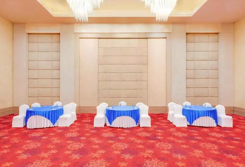 Fotos del hotel Lemon Tree Premier 2, Gurugram:  25