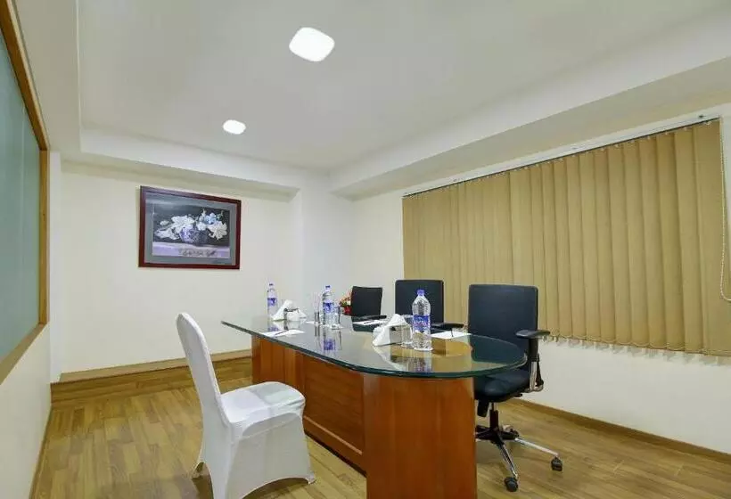 Fotos del hotel Monarch Luxur:  23