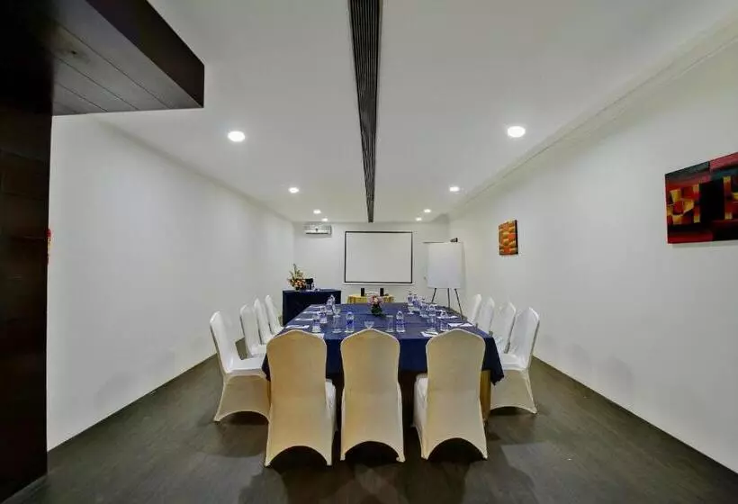 Fotos del hotel Monarch Luxur:  6