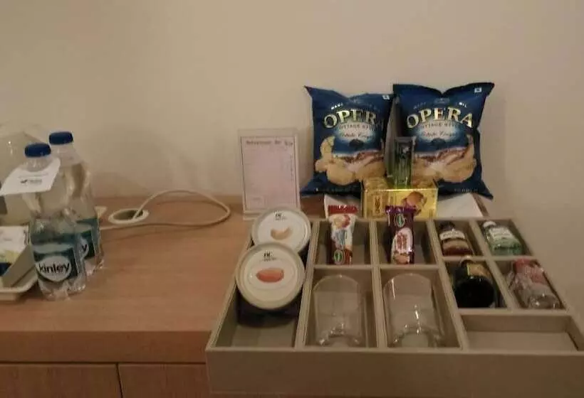 Fotos del hotel Radha Regent Electronic City:  25