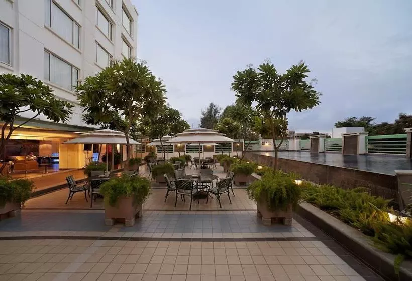 Fotos del hotel Radha Regent Electronic City:  10