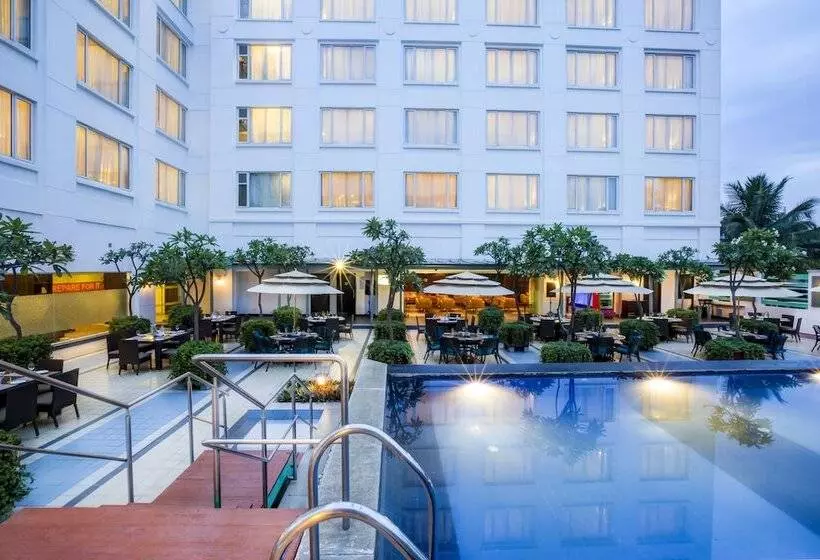 Fotos del hotel Radha Regent Electronic City:  3