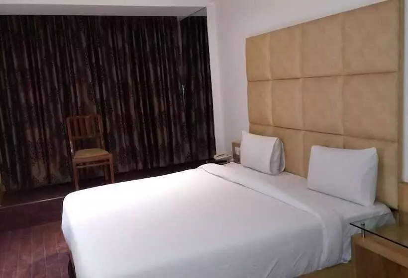 Fotos del hotel Saptagiri:  15