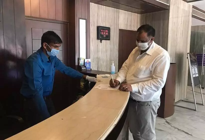 Fotos del hotel Saptagiri:  4