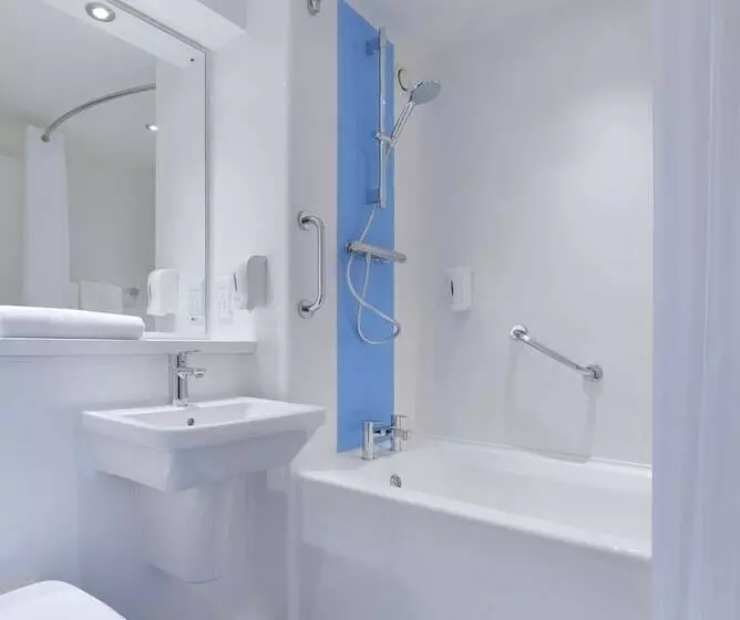 Fotos del hotel Travelodge Edinburgh Airport Ratho Station:  10