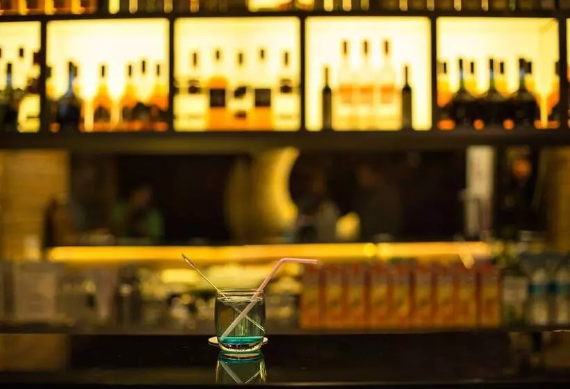 Fotos del hotel Vesta Maurya Palace:  13