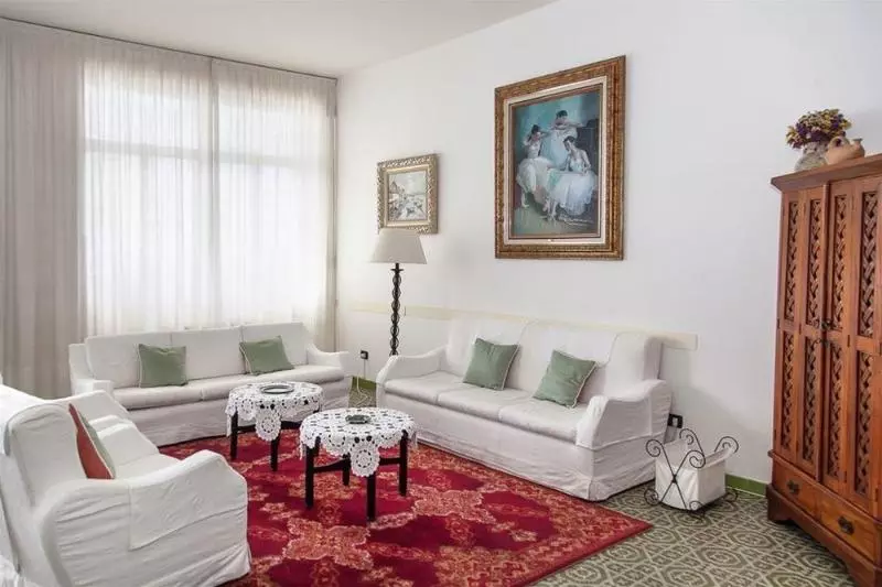 Fotos del hotel Bellevue Suite:  2