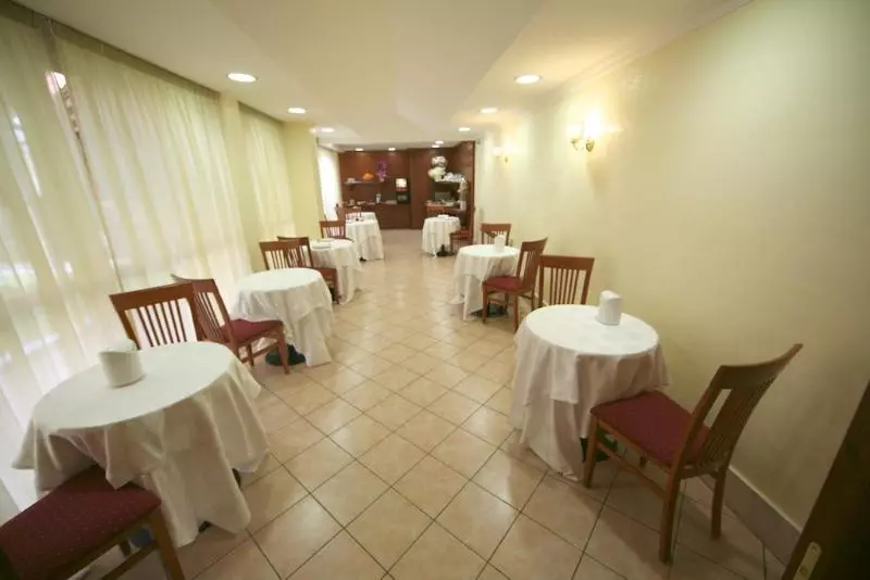 Fotos del hotel Città 2000:  14