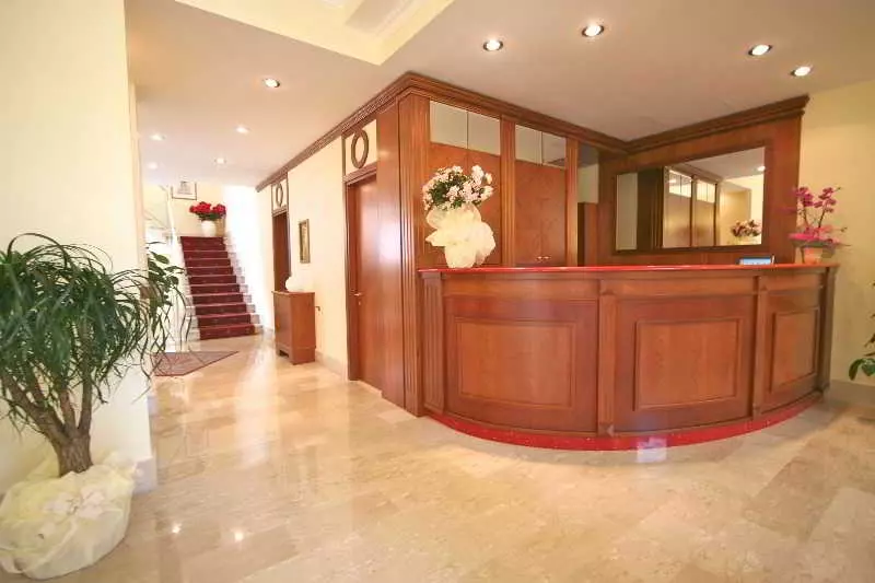 Fotos del hotel Città 2000:  7