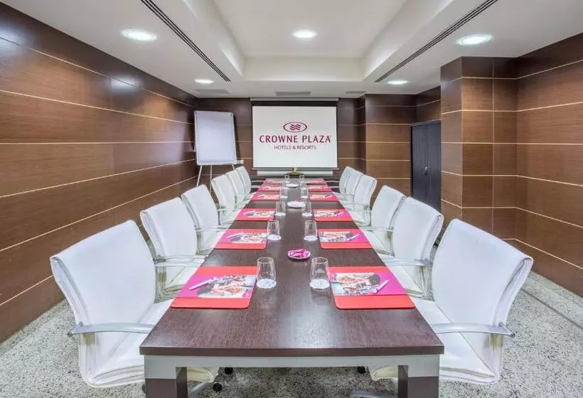 Fotos del hotel Crowne Plaza Madrid Airport:  9