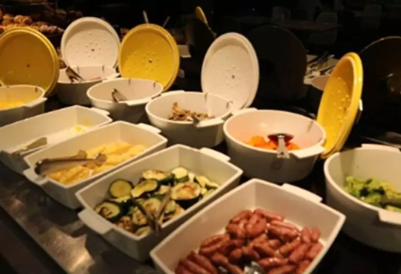 Fotos del hotel Crowne Plaza Madrid Airport:  15