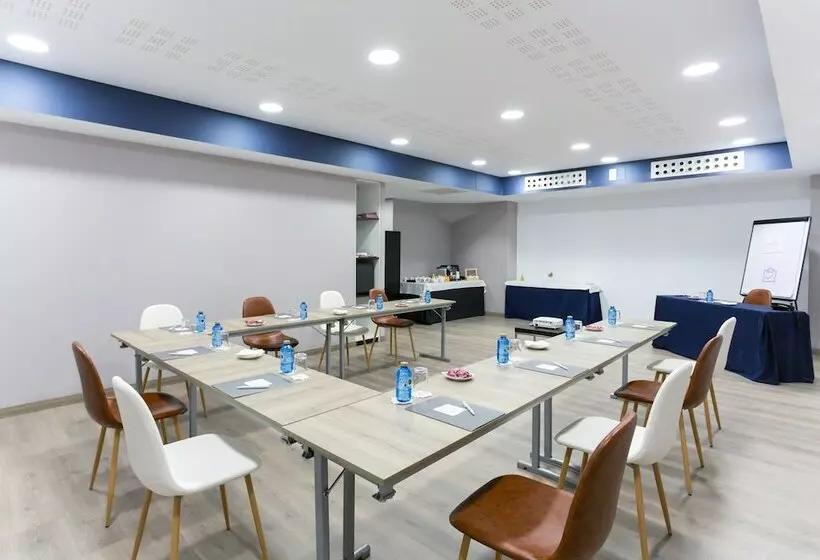 Fotos del hotel Crowne Plaza Madrid Airport:  7