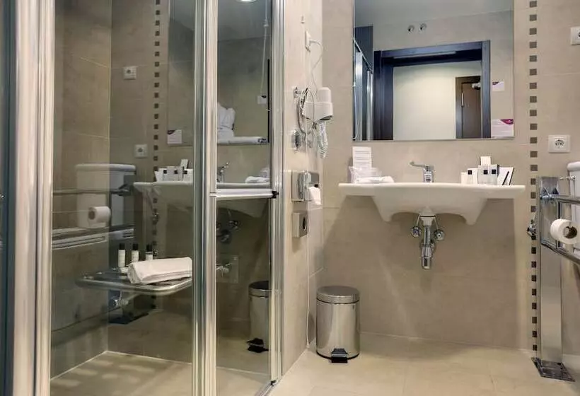 Fotos del hotel Crowne Plaza Madrid Airport:  29