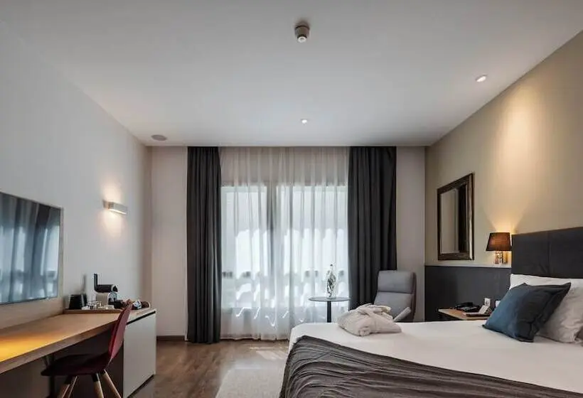 Fotos del hotel Crowne Plaza Madrid Airport:  49