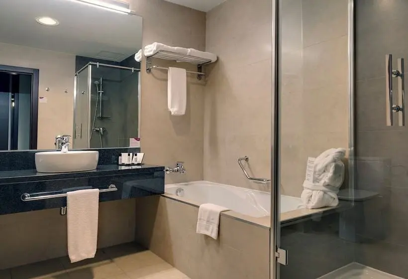 Fotos del hotel Crowne Plaza Madrid Airport:  39