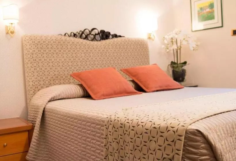 Fotos del hotel Europa:  17