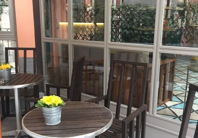 Fotos del hotel Lombardia:  9