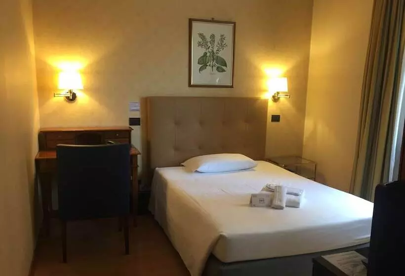 Fotos del hotel Lombardia:  19