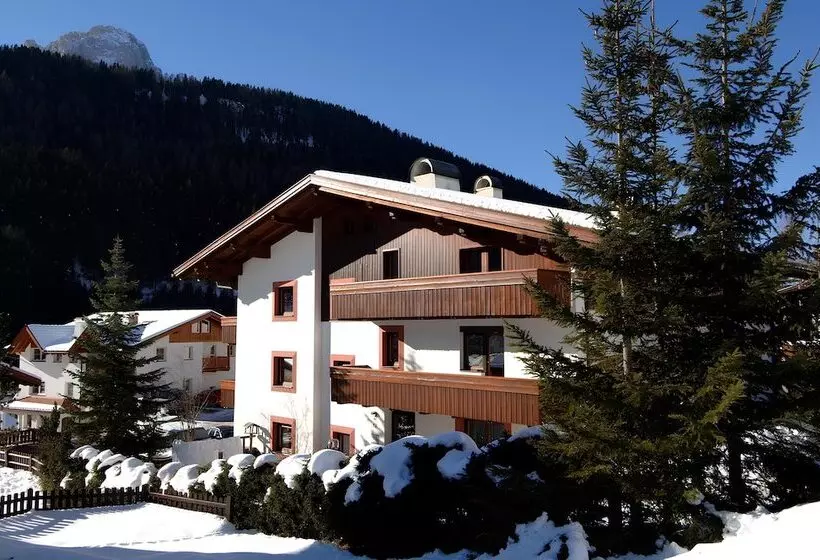 Fotos del hotel Apartments Lores:  15