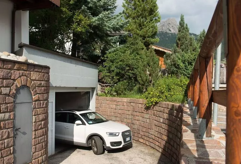 Fotos del hotel Apartments Lores:  6