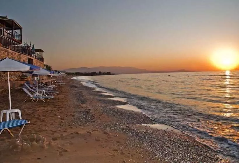 Fotos del hotel Ekavi:  4