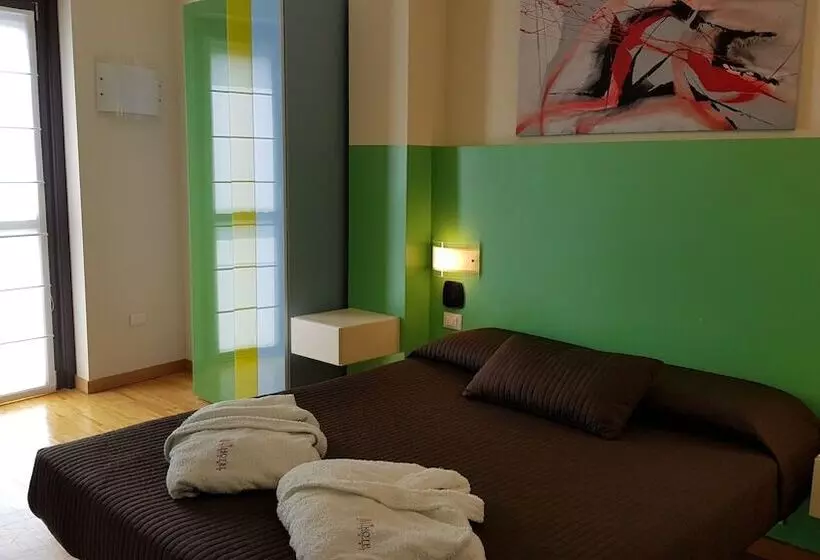 Fotos del hotel Mi:  10