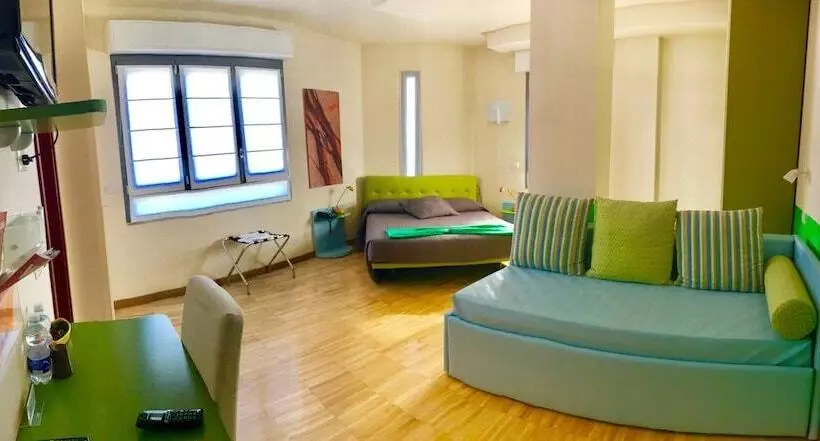 Fotos del hotel Mi:  13