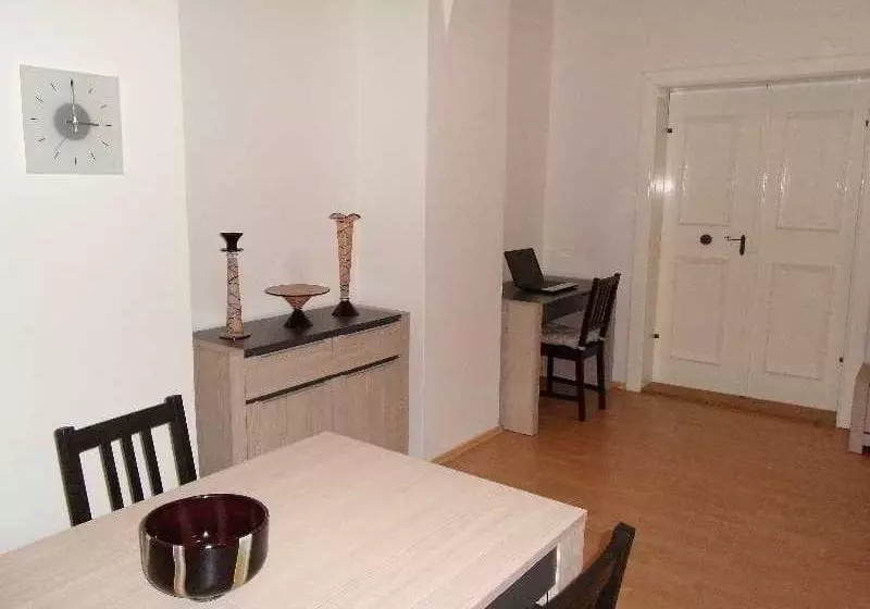 Fotos del hotel Apartments Tynska 7:  5