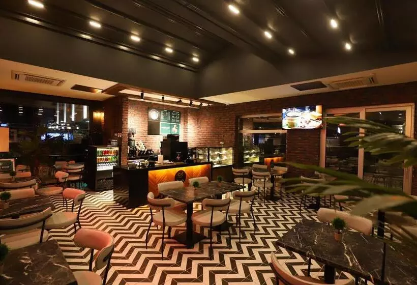 Fotos del hotel Ck Farabi:  19