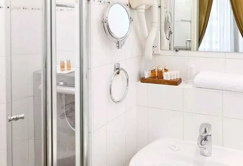 Fotos del hotel Hôtel Du Palais Bourbon:  5