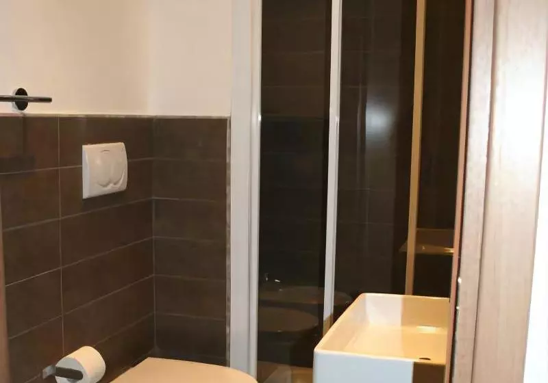 Fotos del hotel Inncentral:  4