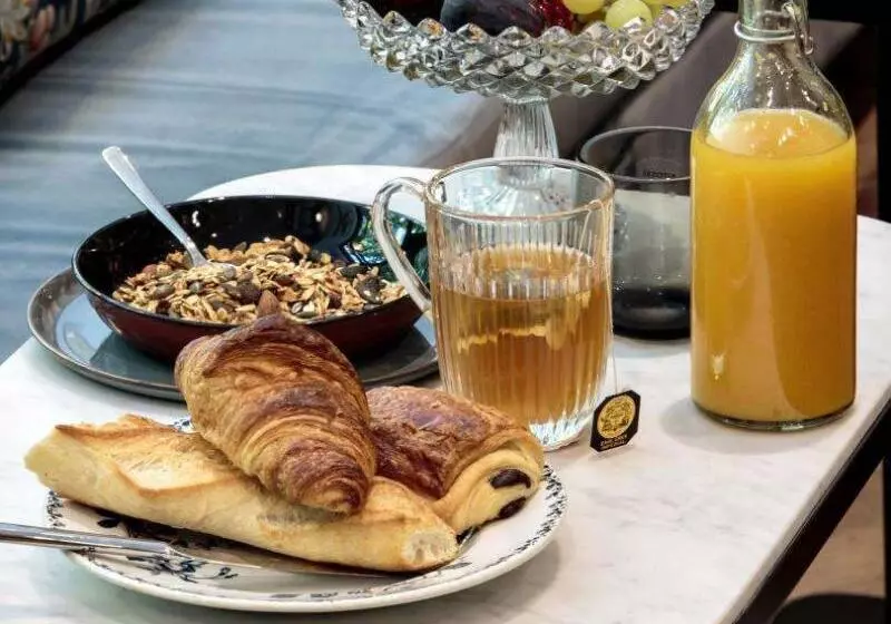 Fotos del hotel Hôtel Léopold:  3