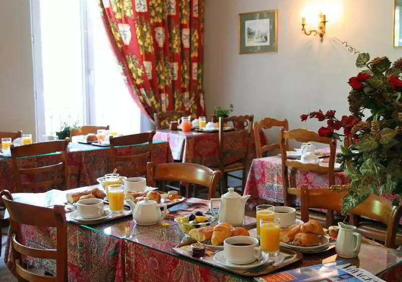 Fotos del hotel Madrigal:  4