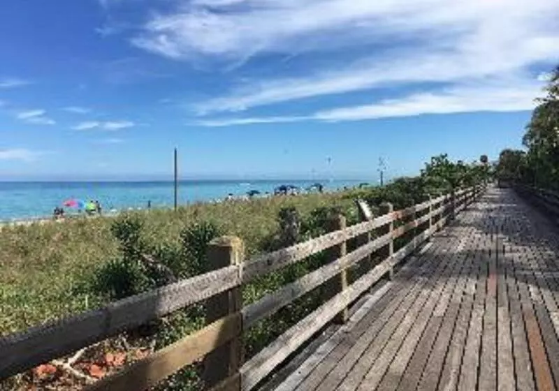 Fotos del hotel Red South Beach:  11