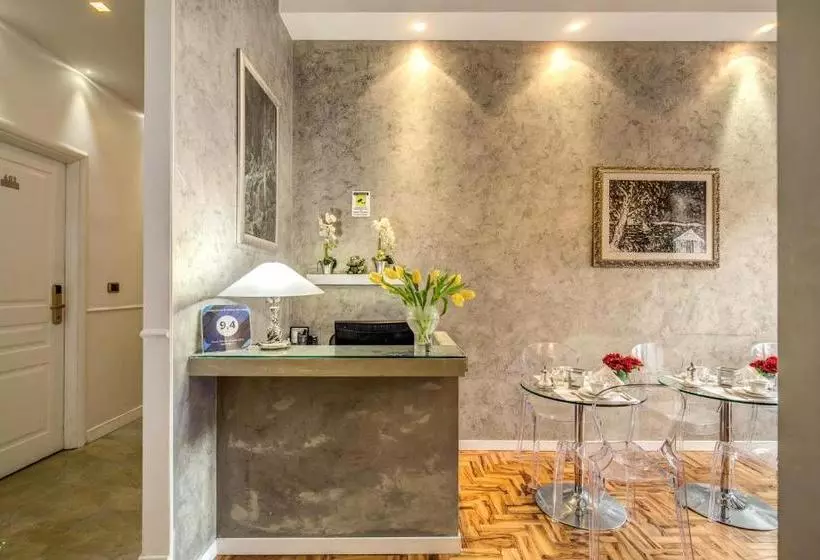 Fotos del hotel Relais Conte Di Cavour De Luxe:  4