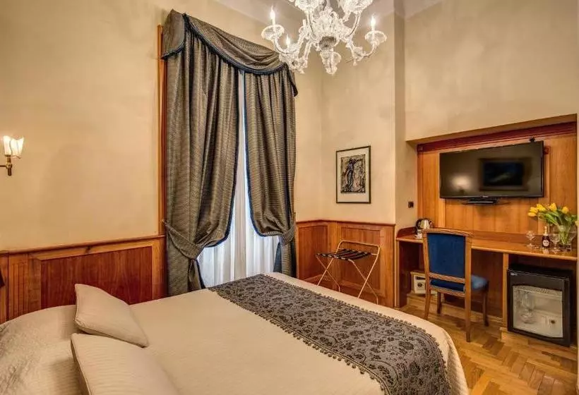 Fotos del hotel Relais Conte Di Cavour De Luxe:  9
