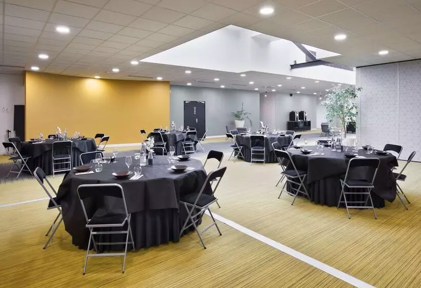 Fotos del hotel Sure  By Best Western Nantes Beaujoire:  17