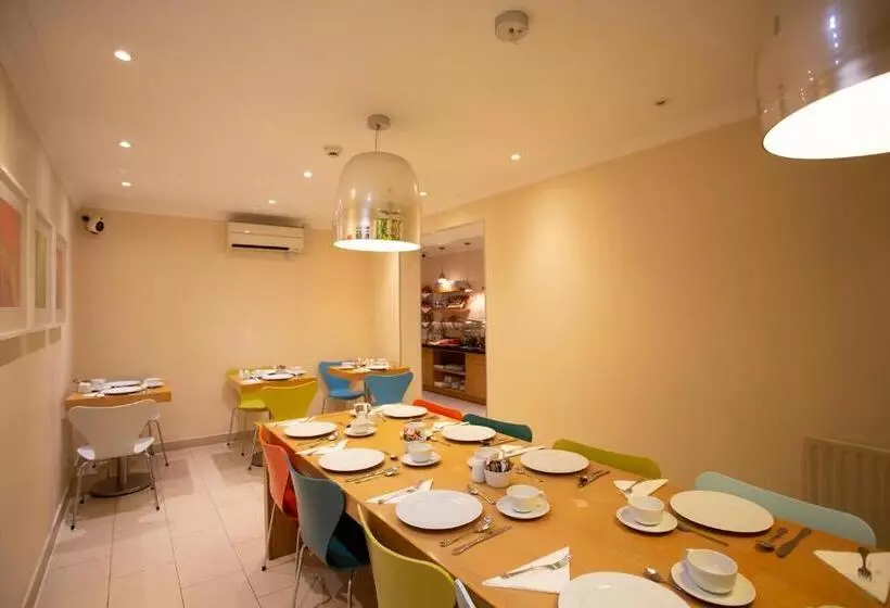 Fotos del hotel The Sumner Hotel:  9