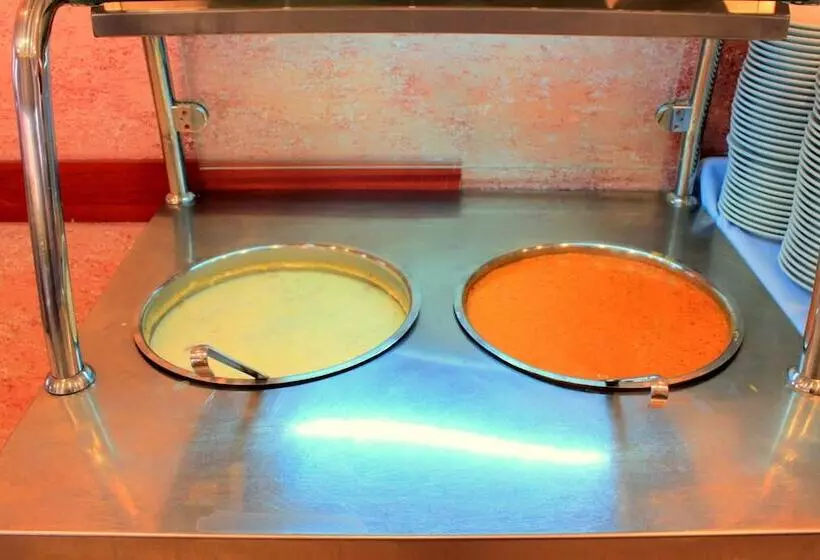 Fotos del hotel Yaztur:  8