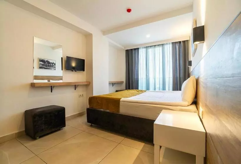 Fotos del hotel Tut:  4